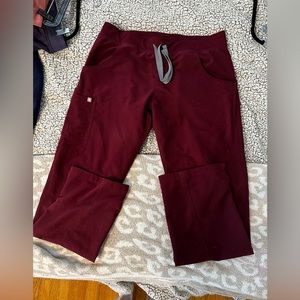 Size Large figs scrub bottoms